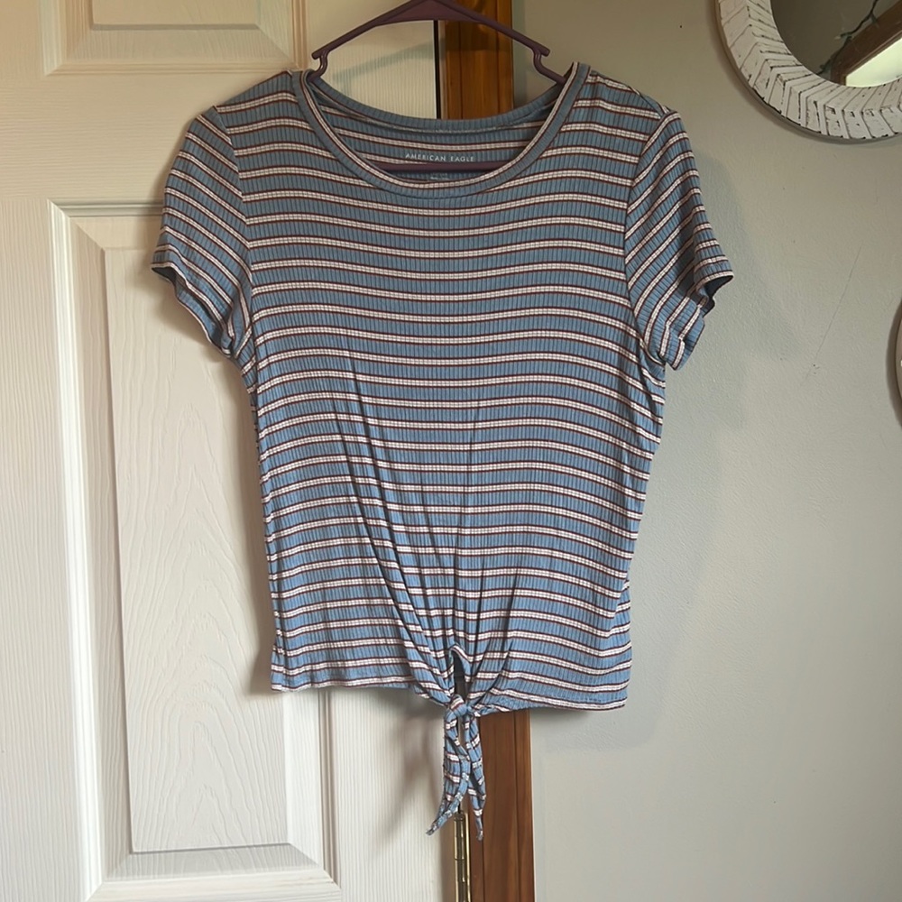 Womens American eagle shirt